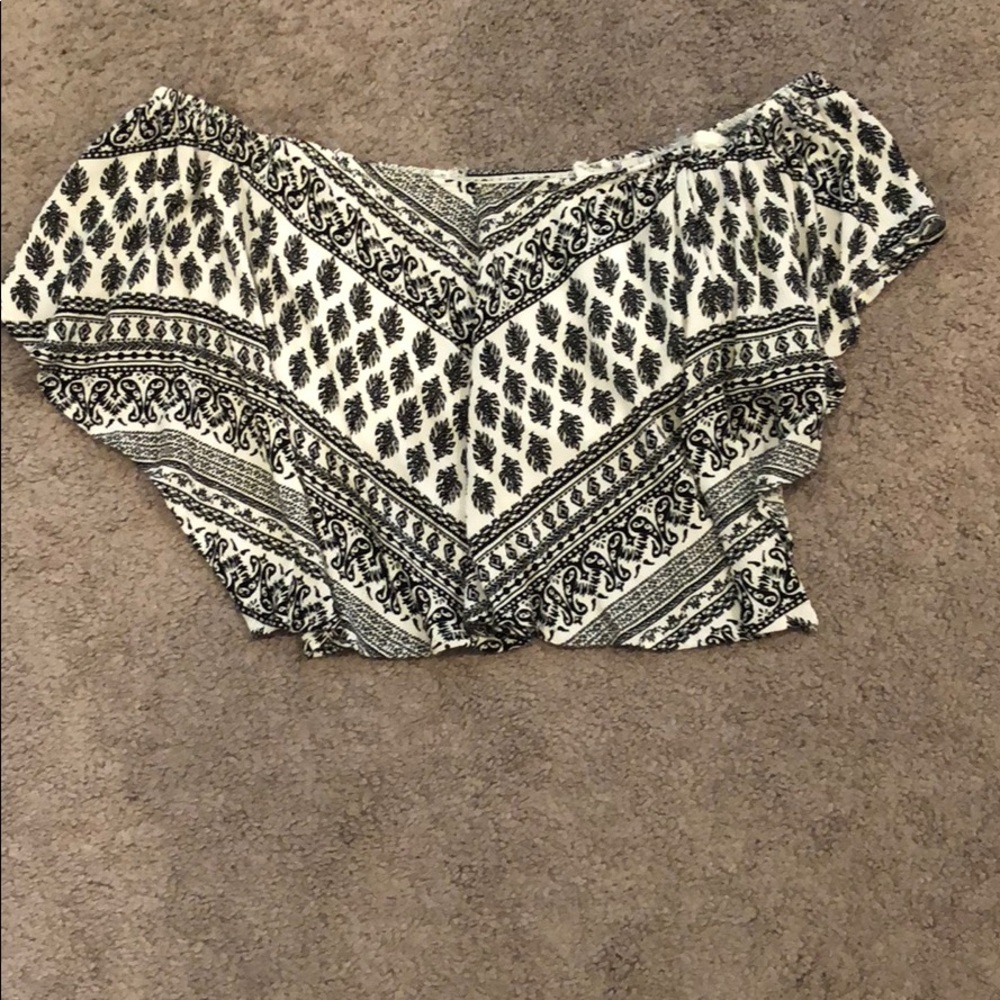 Black and white off the shoulder crop top